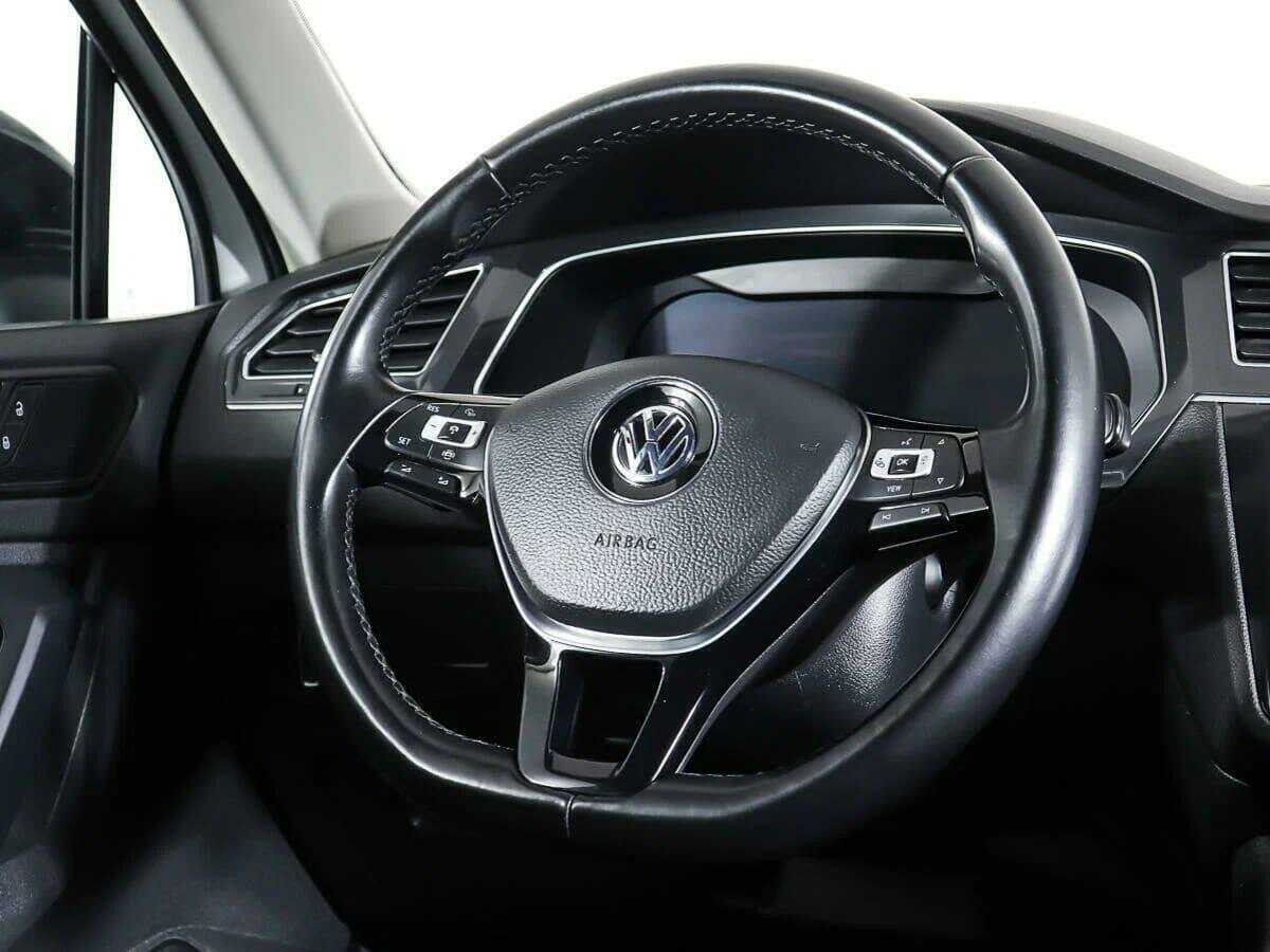 Купить Volkswagen Tiguan, 2018, 83 596 км, фото №10