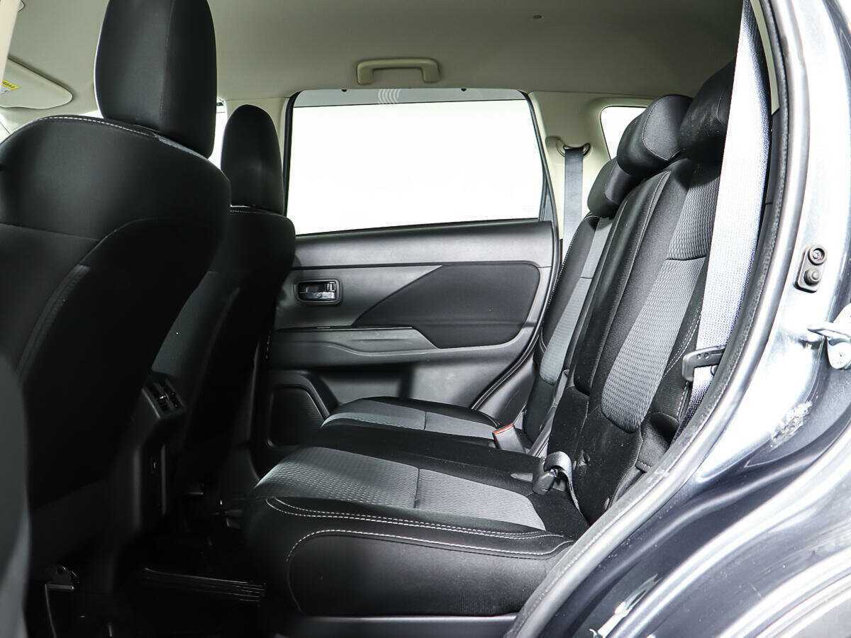 Купить Mitsubishi Outlander, 2020, 31 590 км, фото №10