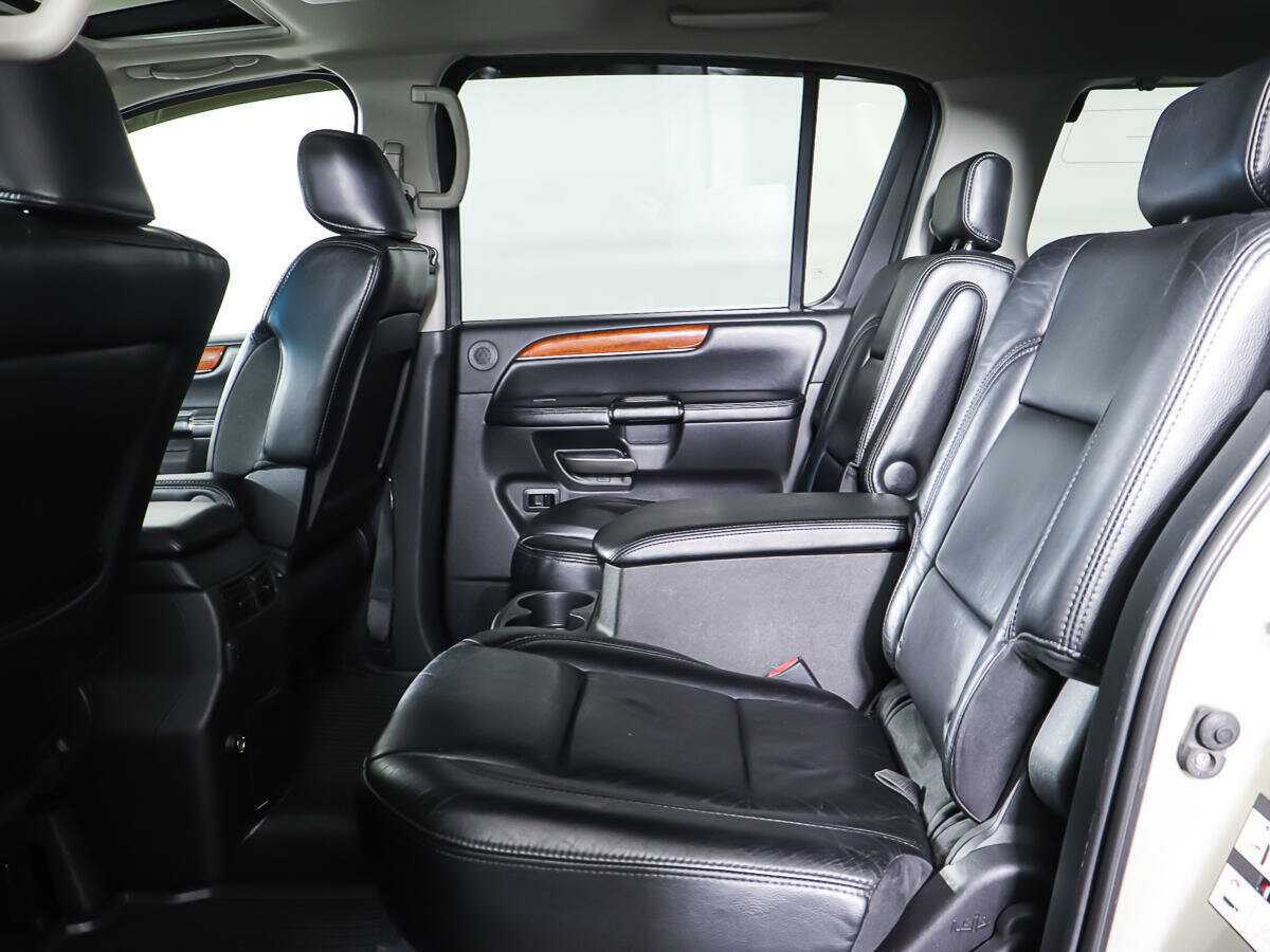 Купить Infiniti QX56, 2008, 401 050 км, фото №10