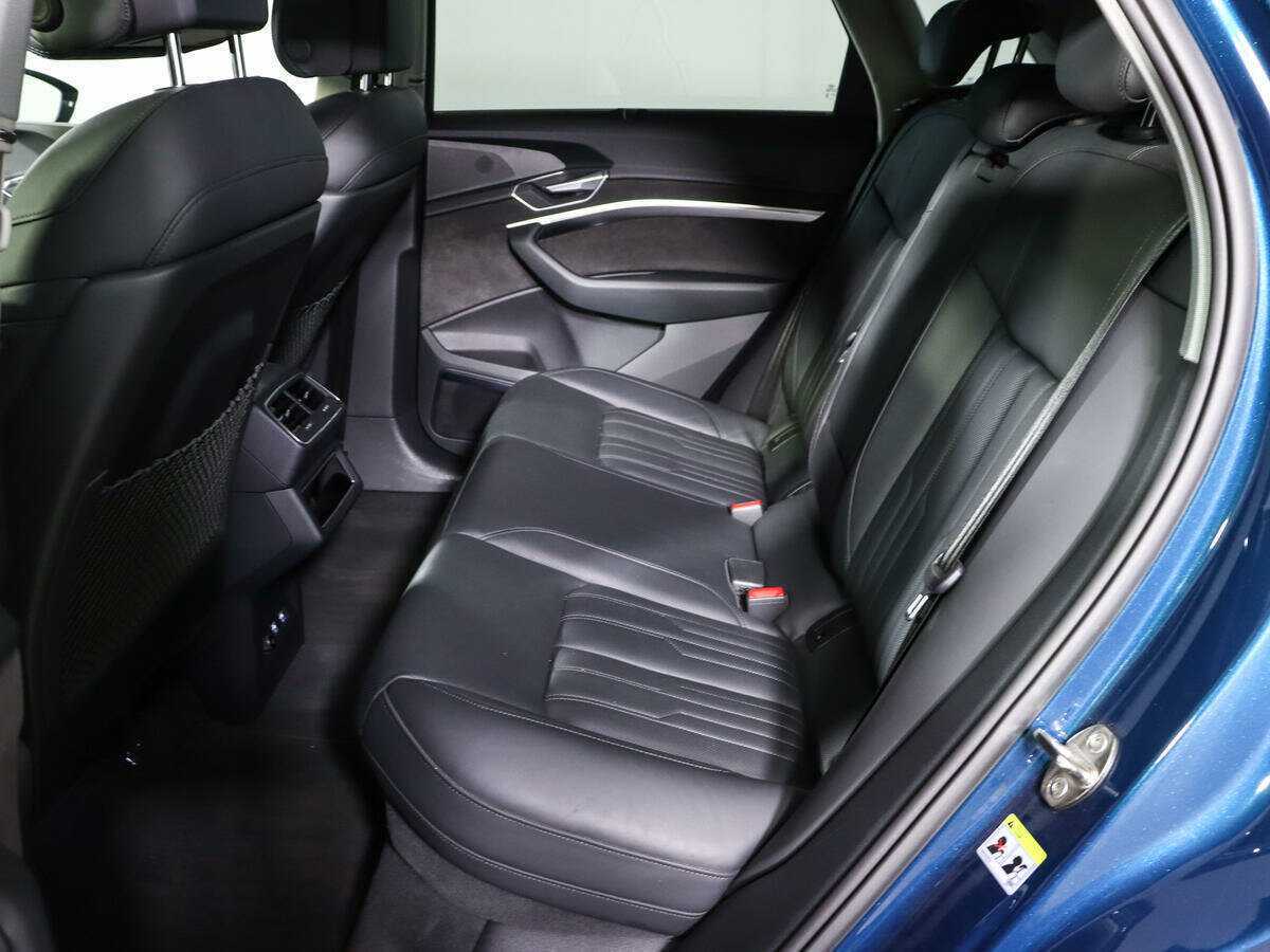 Купить Audi e-tron 55, 2019, 66 504 км, фото №8