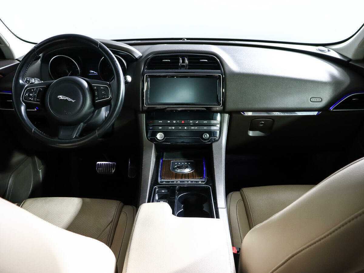 Купить Jaguar F-Pace, 2016, 107 506 км, фото №12