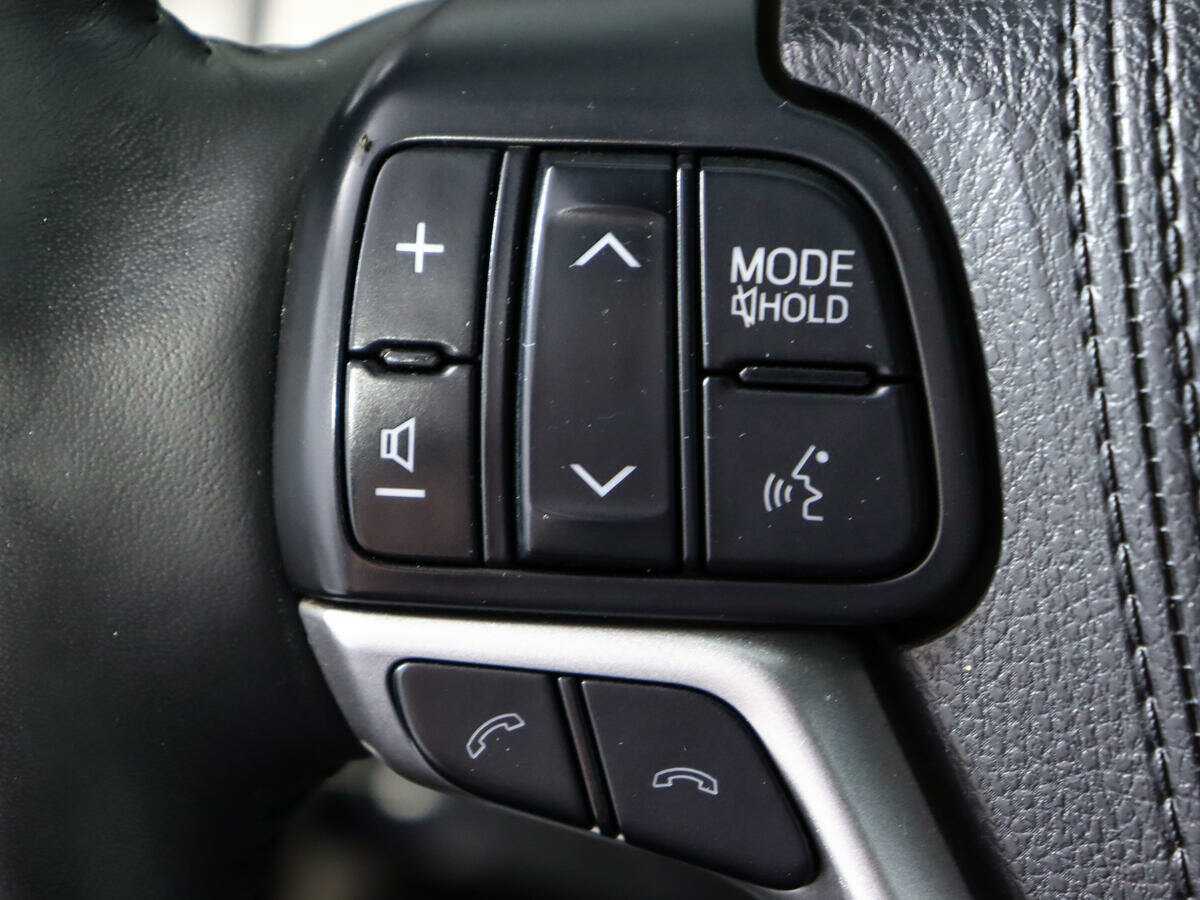 Купить Toyota Highlander, 2017, 46 059 км, фото №20