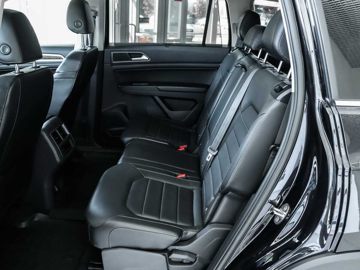 Купить Volkswagen Teramont, 2018, 154 479 км, фото №13