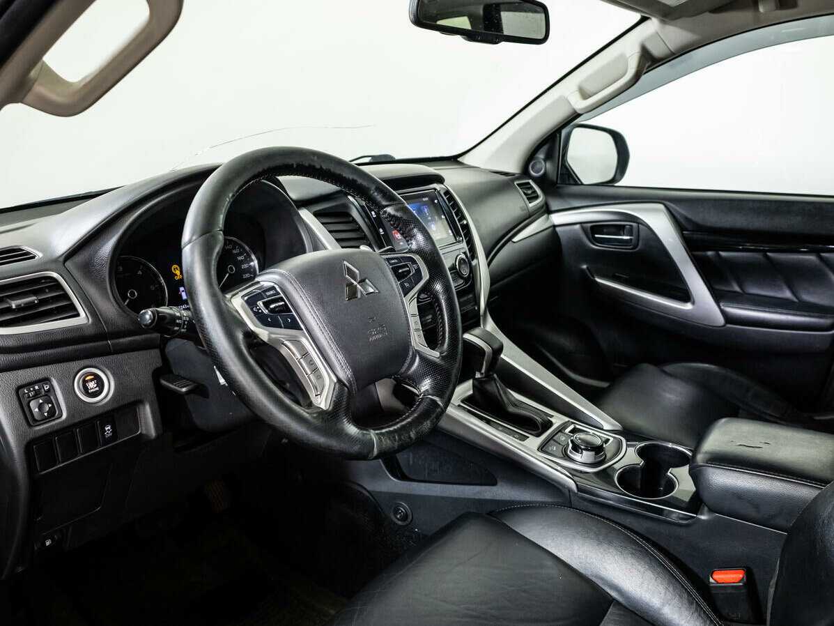 Купить Mitsubishi Pajero Sport, 2018, 162 000 км, фото №11
