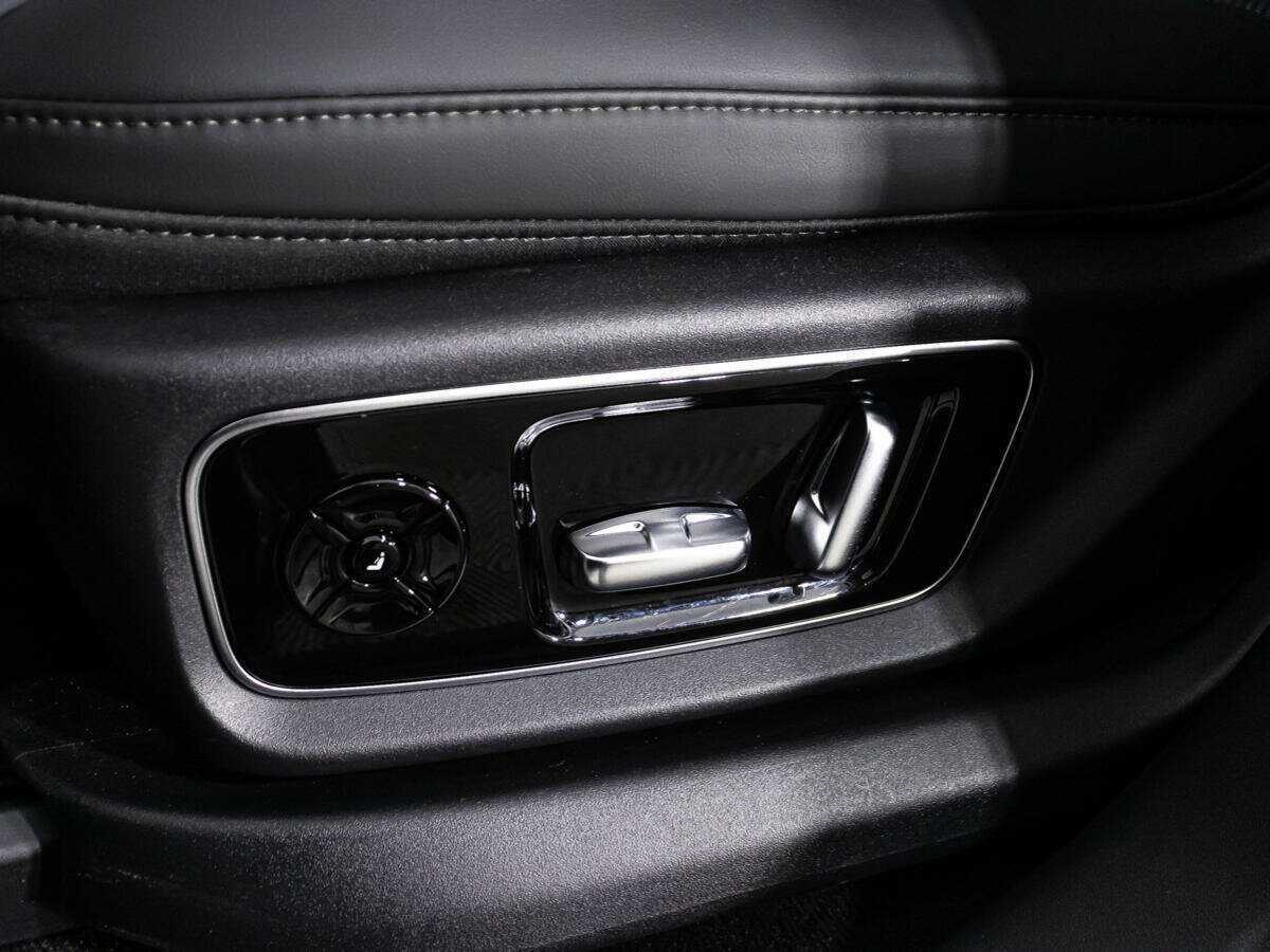 Купить LiXiang L7, 2023, 45 991 км, фото №23