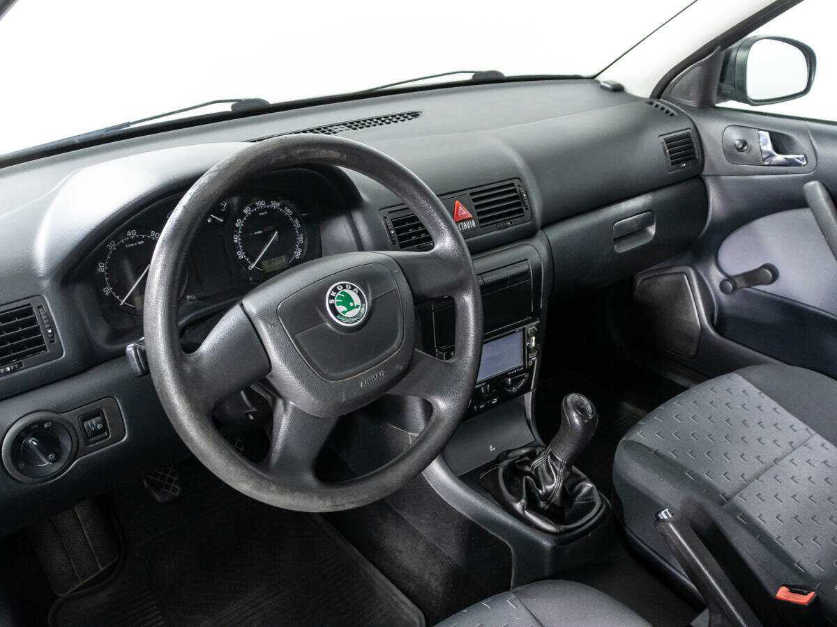 Купить Skoda Octavia, 2010, 84 793 км, фото №11