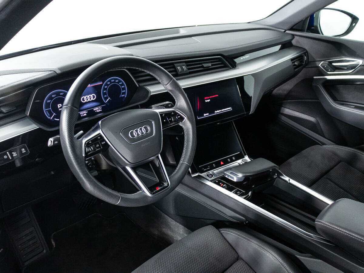 Купить Audi e-tron 50, 2022, 13 230 км, фото №9