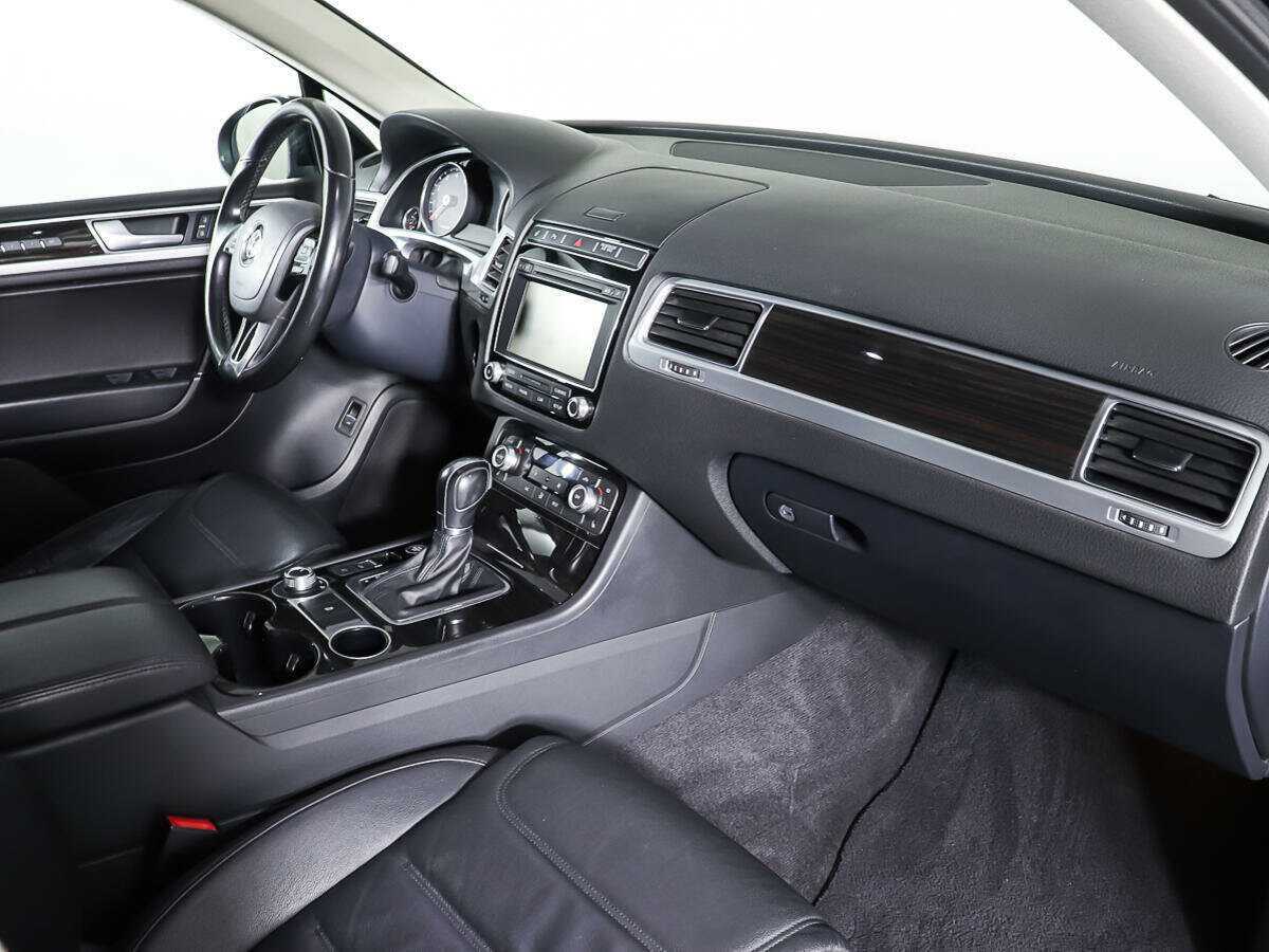 Купить Volkswagen Touareg, 2015, 104 915 км, фото №9