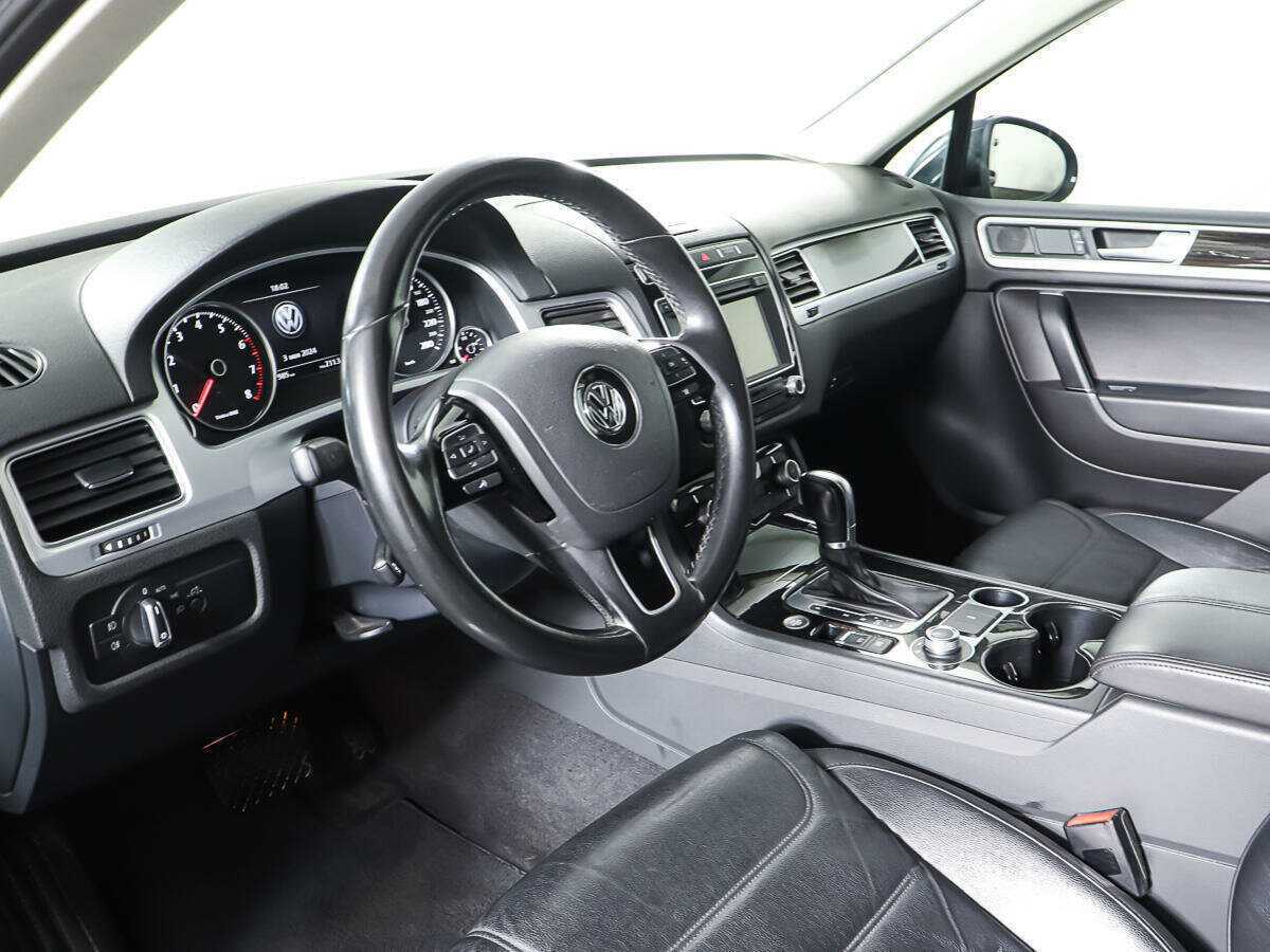 Купить Volkswagen Touareg, 2015, 104 915 км, фото №13