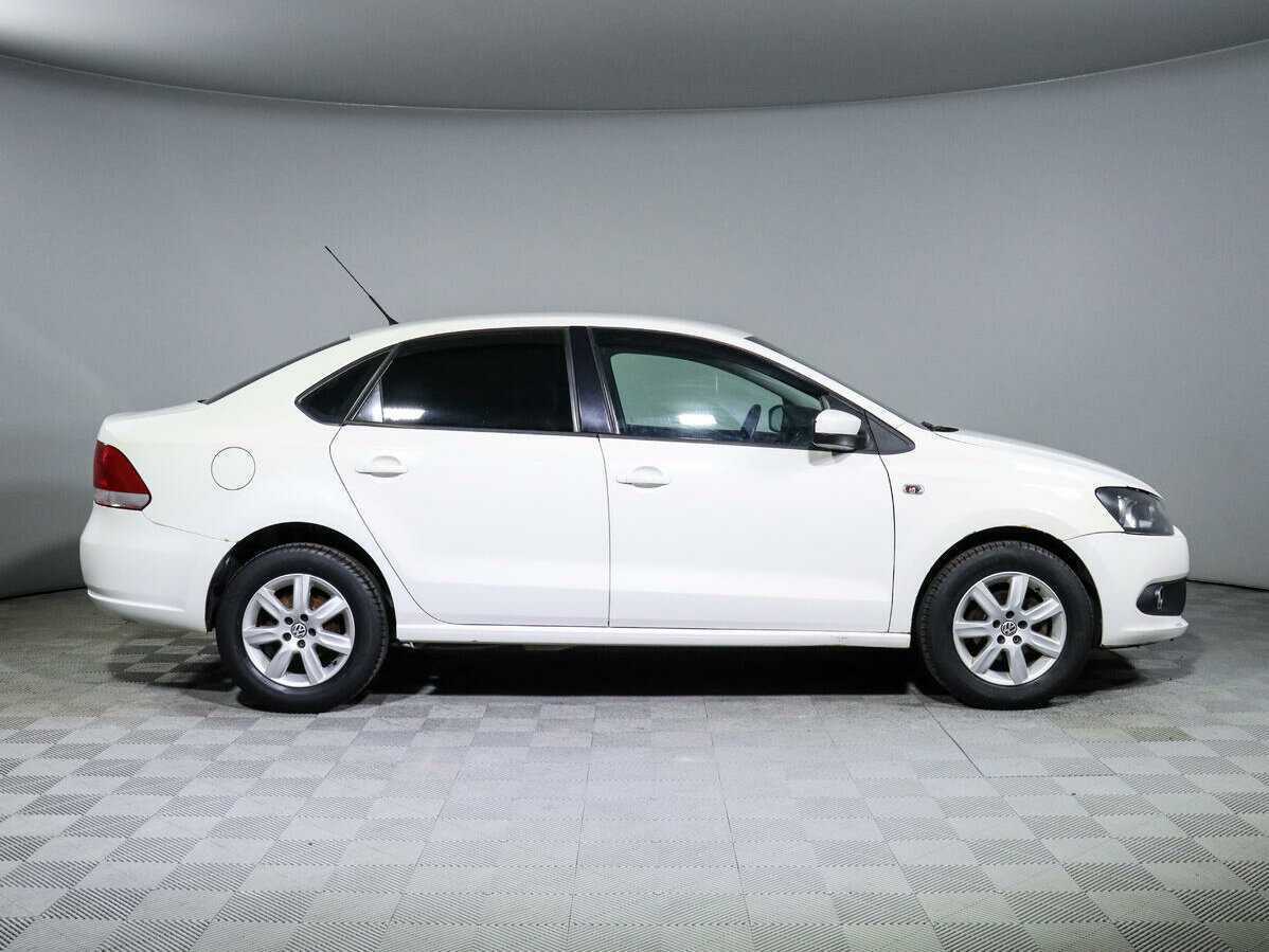 Купить Volkswagen Polo, 2012, 171 626 км, фото №4