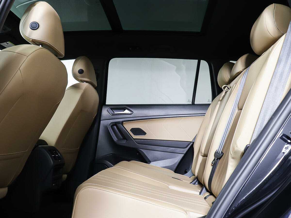 Купить Volkswagen Tiguan, 2022, 5 143 км, фото №9
