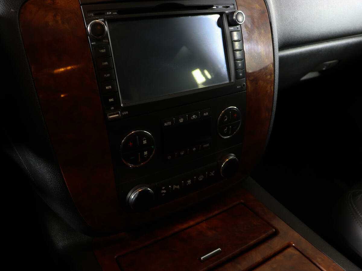 Купить Chevrolet Tahoe, 2008, 341 982 км, фото №21