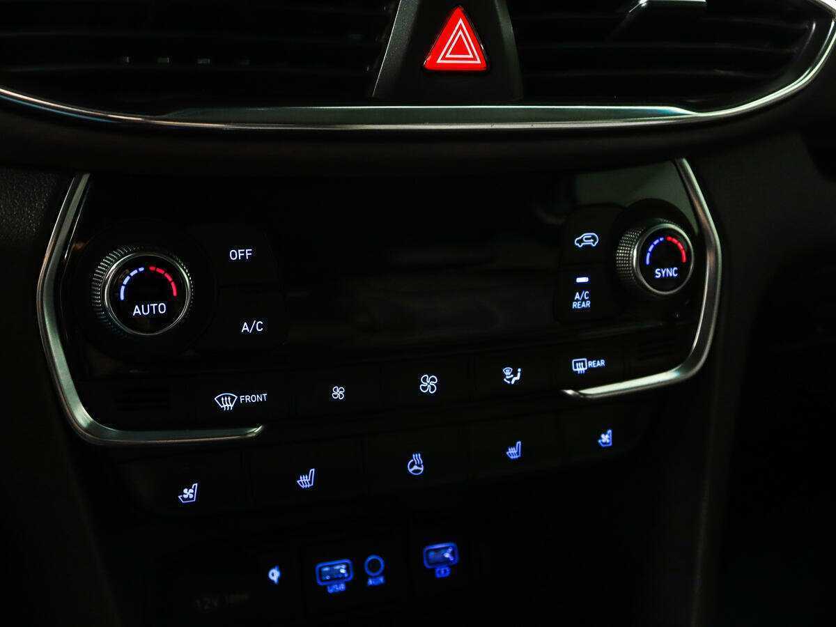 Купить Hyundai Santa Fe, 2020, 81 000 км, фото №21