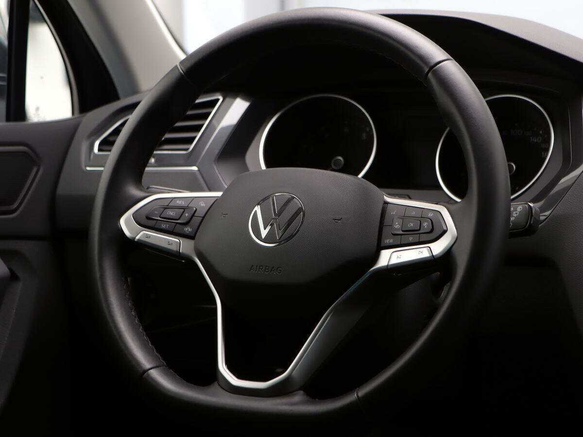 Купить Volkswagen Tiguan, 2022, 6 950 км, фото №12