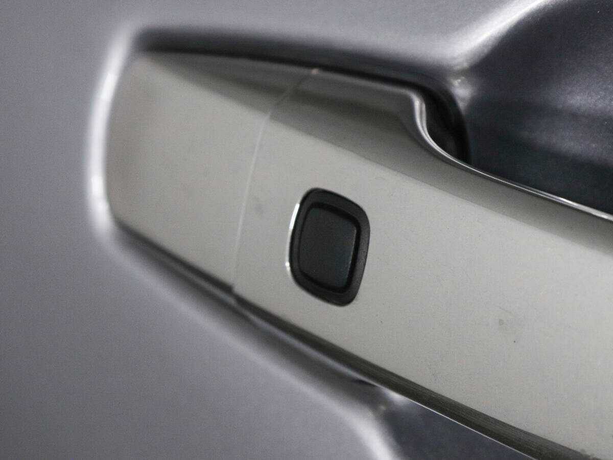 Купить Lexus LX 570, 2010, 193 548 км, фото №16