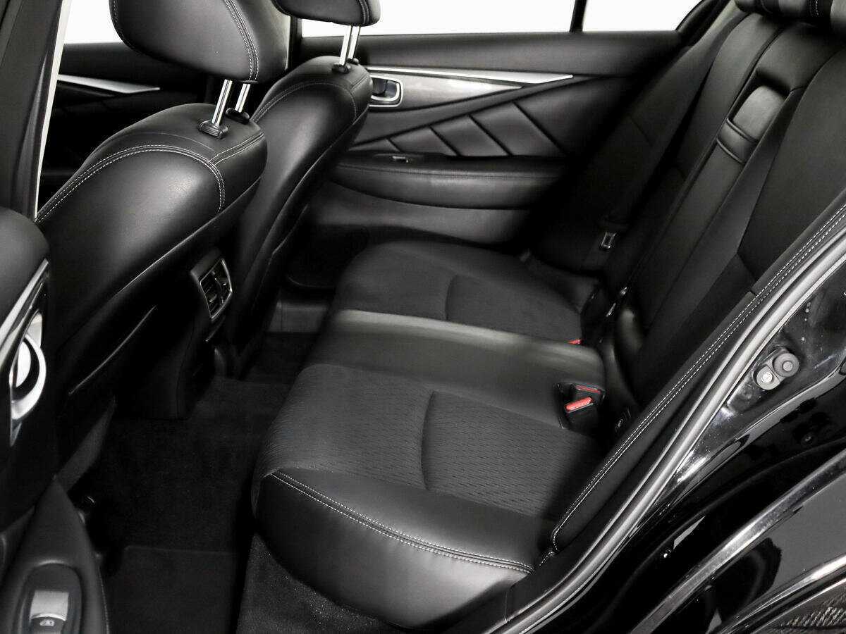 Купить Infiniti Q50, 2015, 97 313 км, фото №12