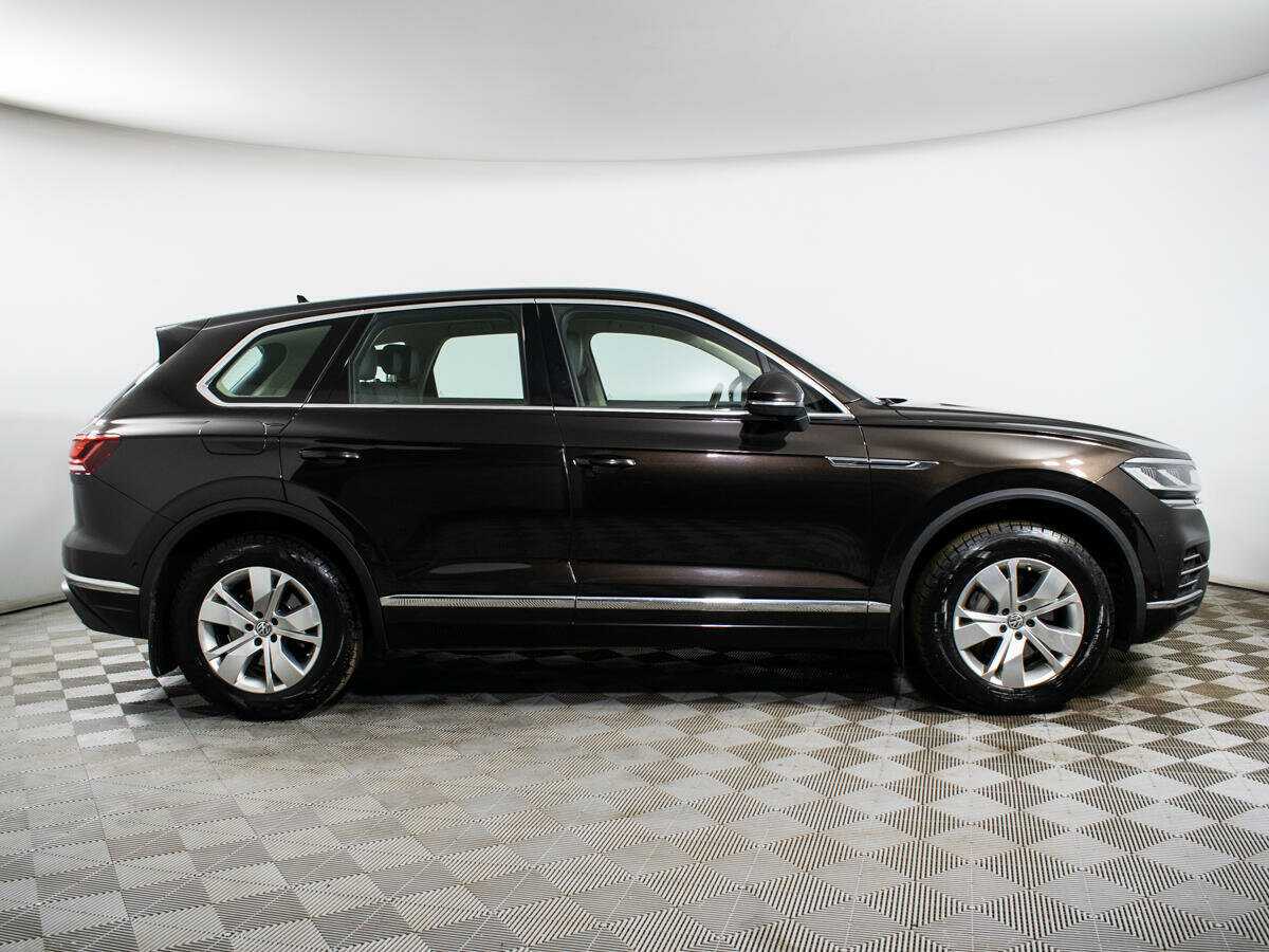 Купить Volkswagen Touareg, 2019, 143 645 км, фото №4