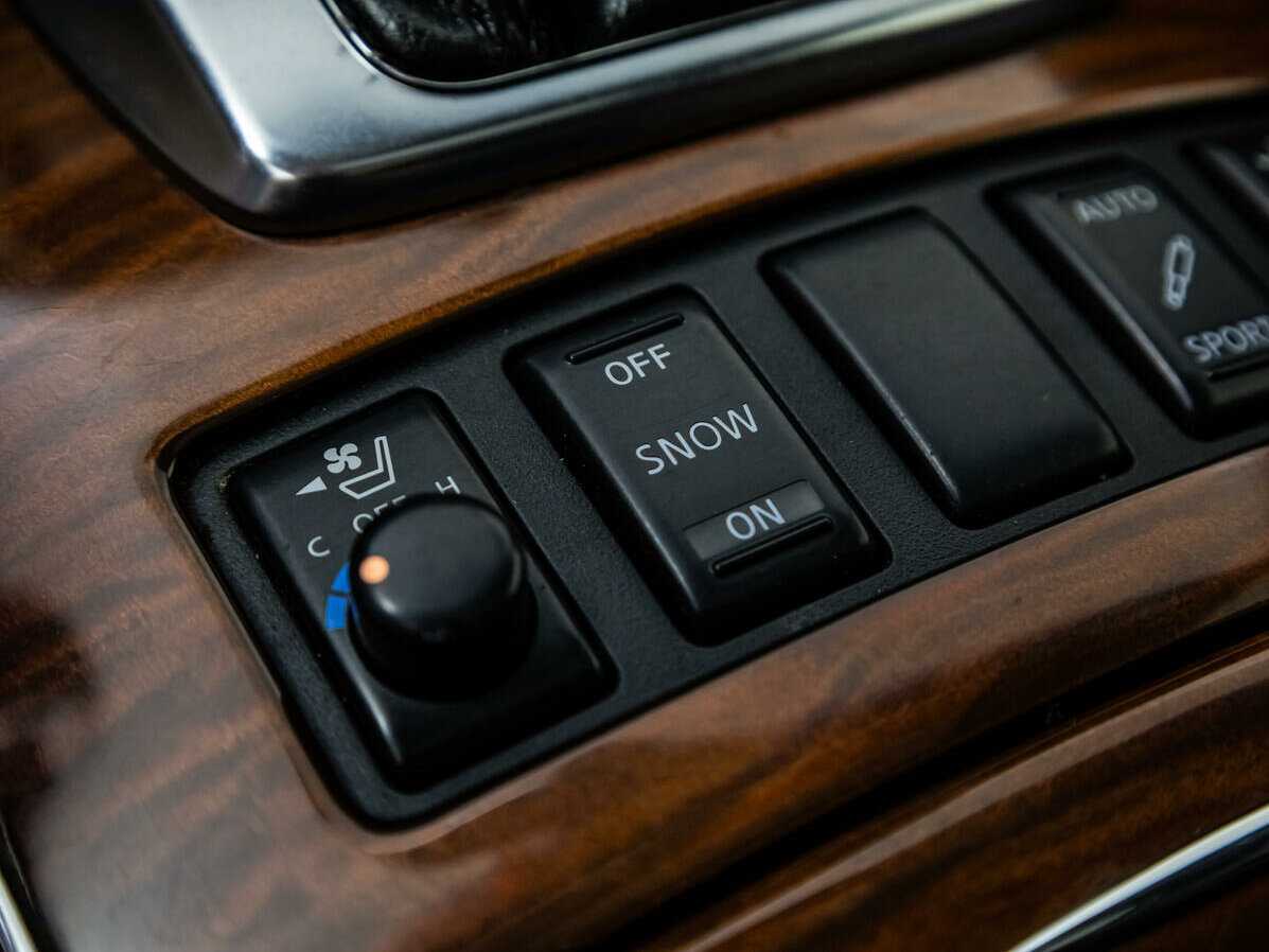 Купить Infiniti FX50, 2008, 147 074 км, фото №17