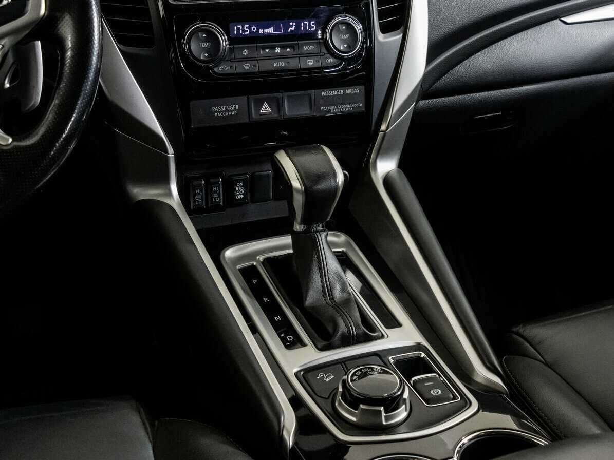 Купить Mitsubishi Pajero Sport, 2018, 115 161 км, фото №10
