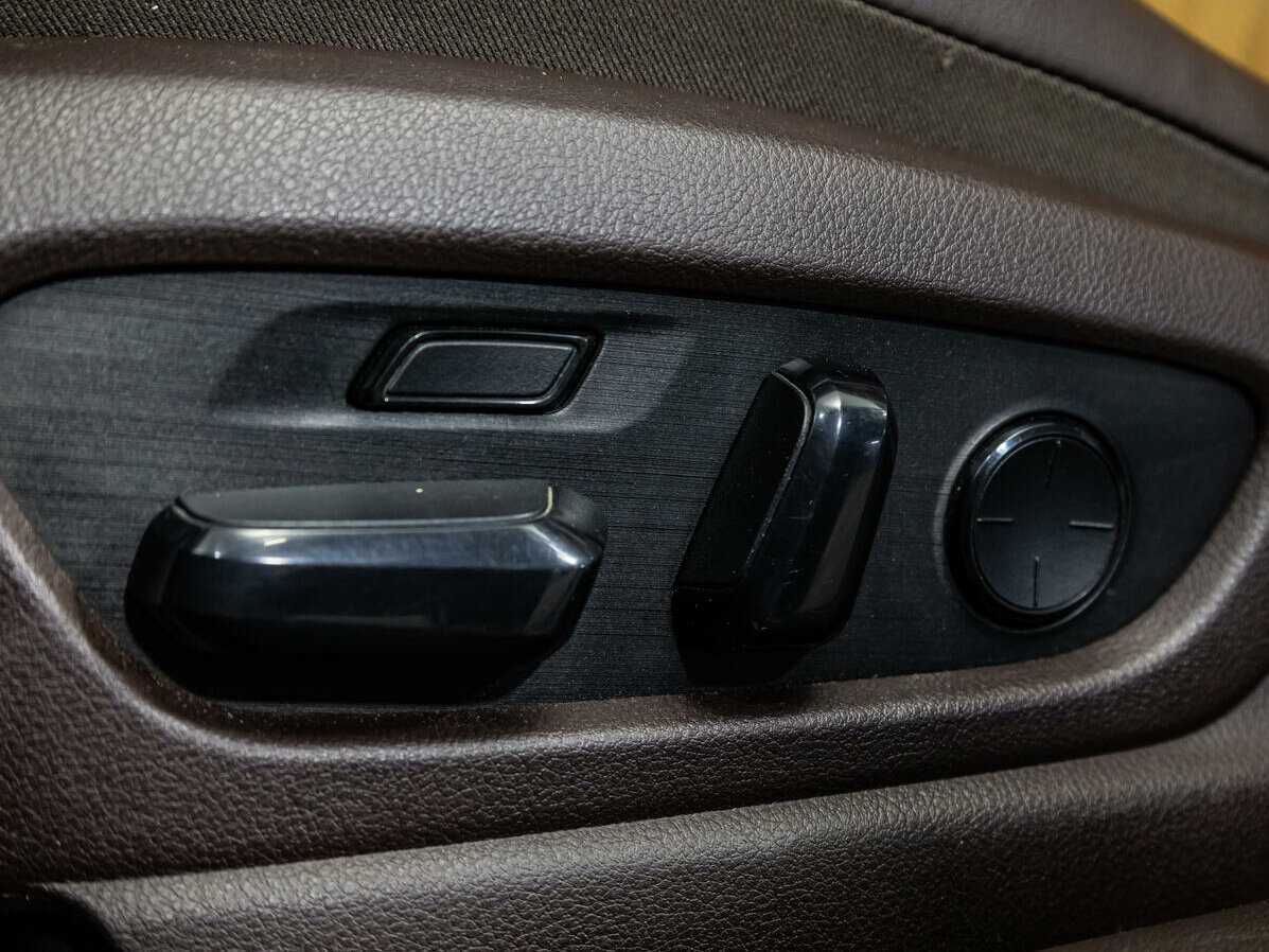 Купить Lexus ES 250, 2019, 77 931 км, фото №24