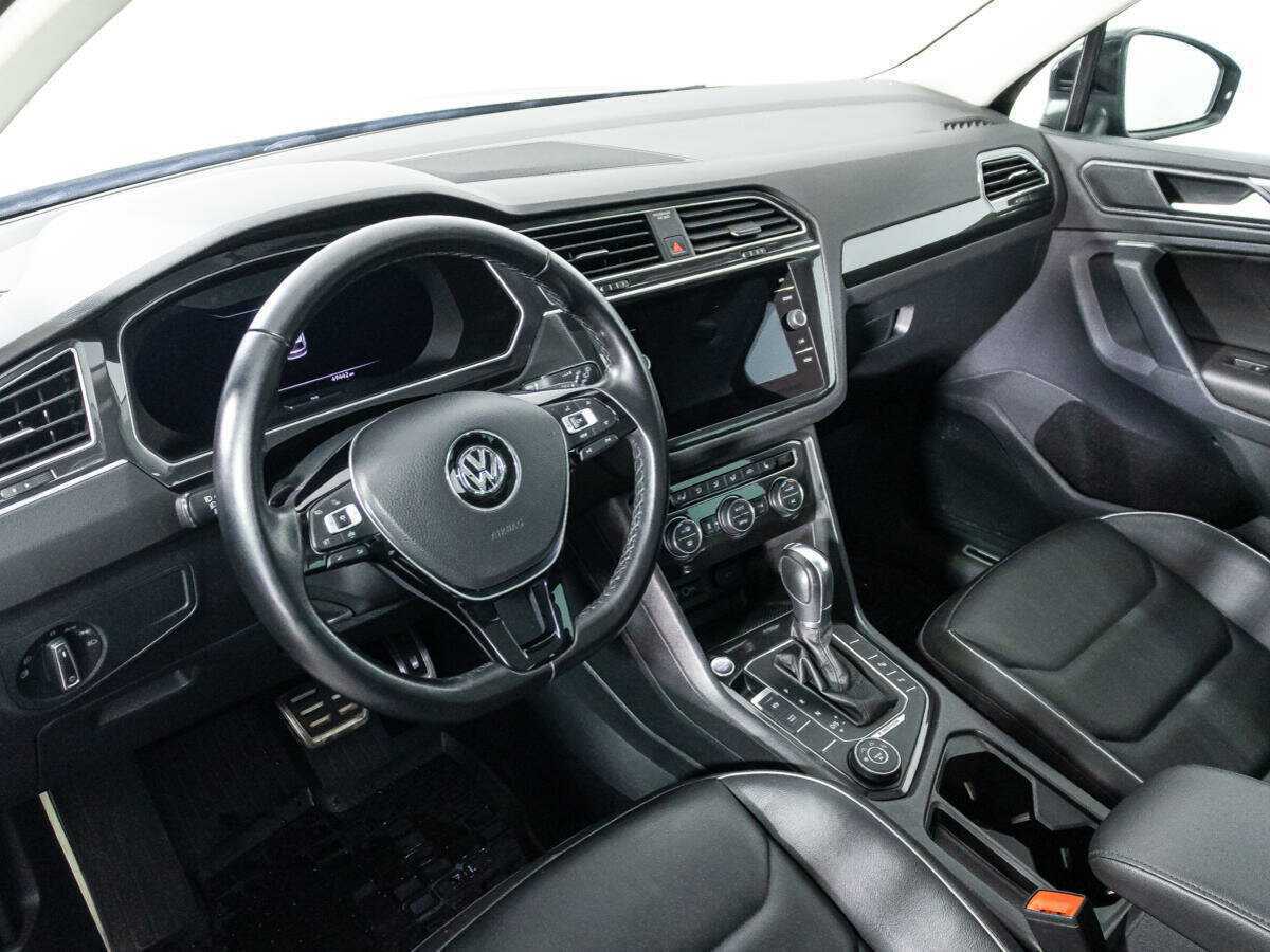 Купить Volkswagen Tiguan, 2018, 49 500 км, фото №11
