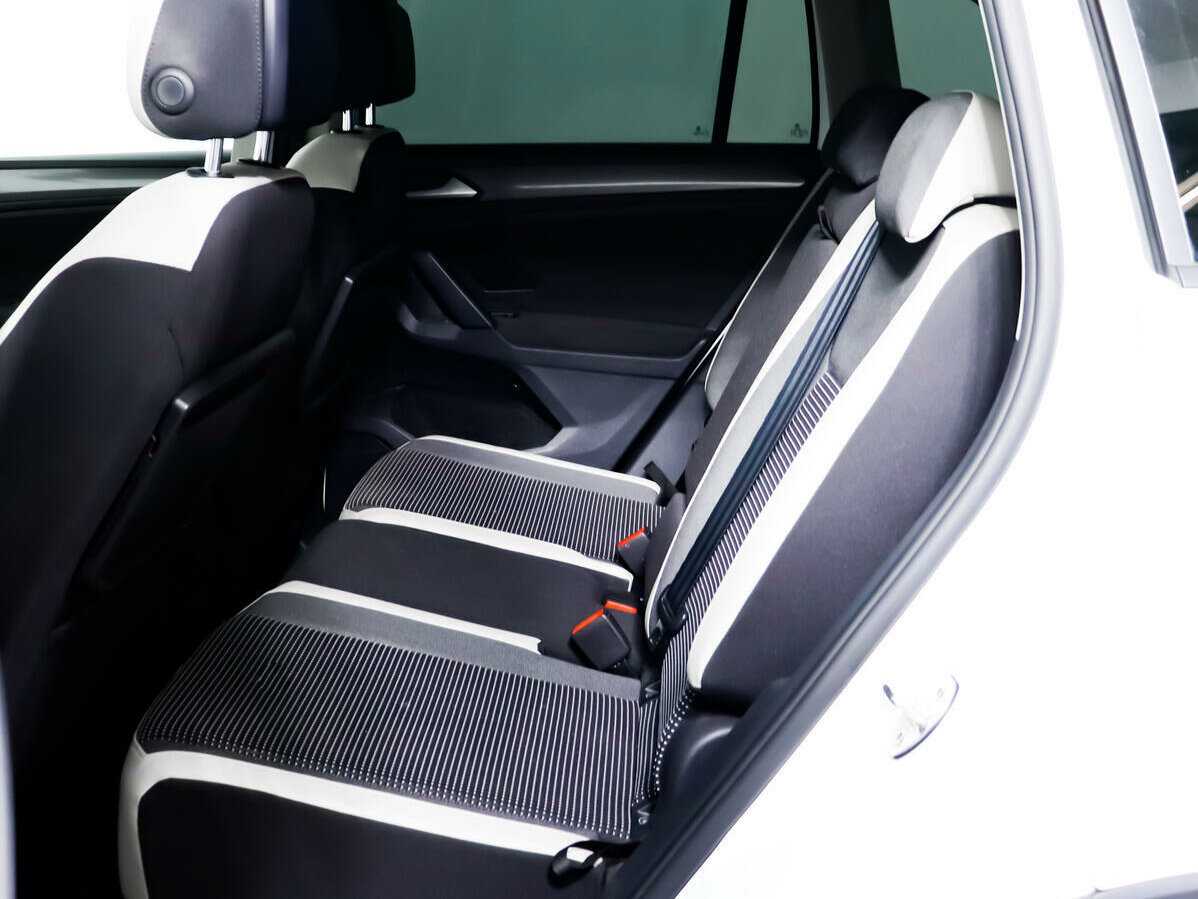 Купить Volkswagen Tiguan, 2019, 92 831 км, фото №12