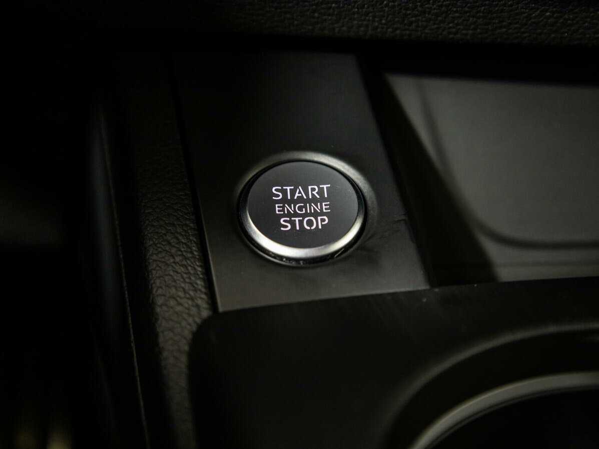 Купить Audi A4, 2019, 88 500 км, фото №14