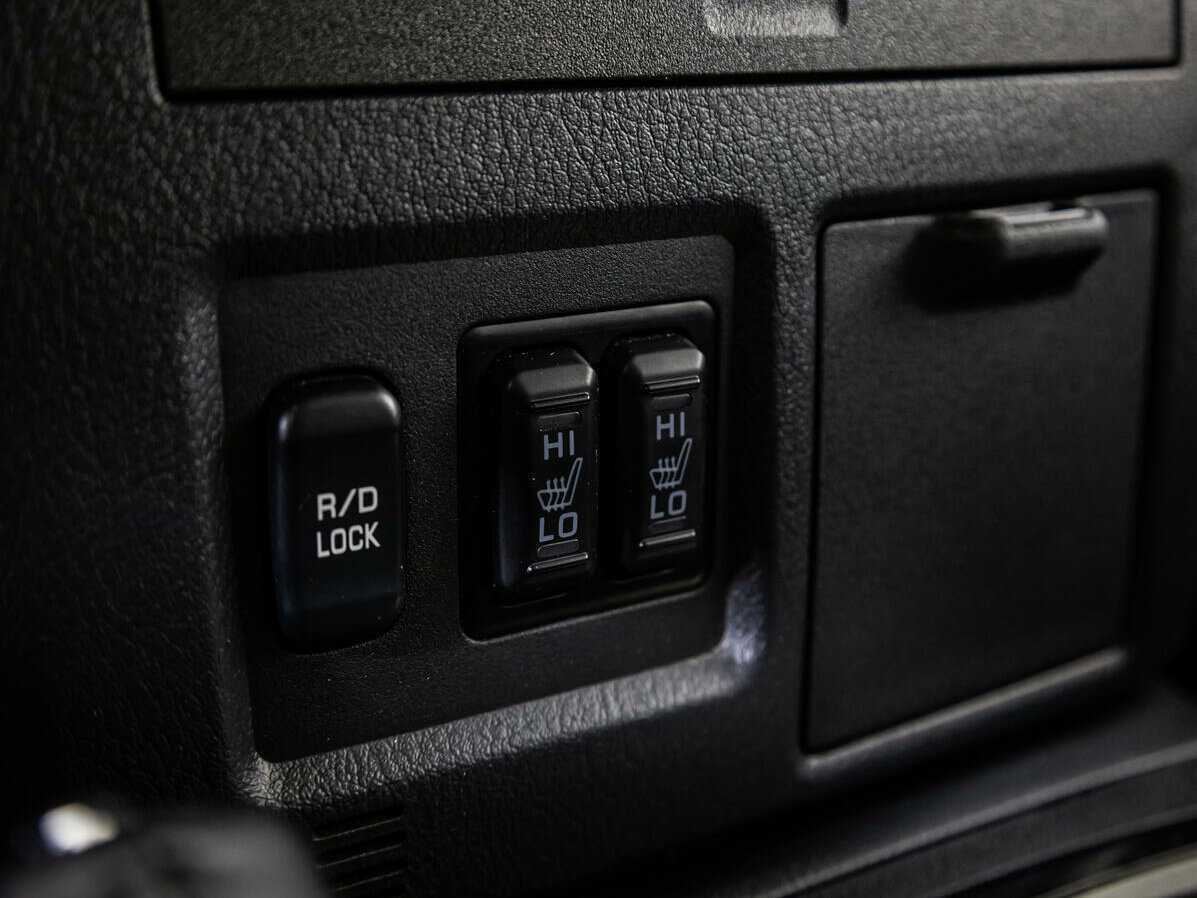 Купить Mitsubishi Pajero, 2018, 70 500 км, фото №12