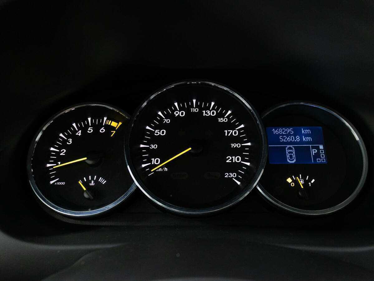 Купить Renault Megane, 2011, 168 294 км, фото №12