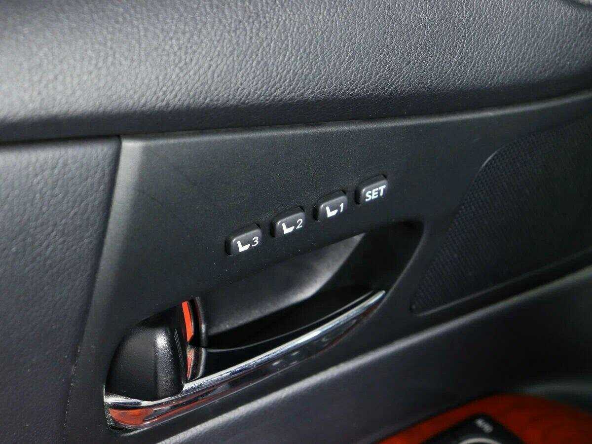 Купить Lexus RX 450h, 2010, 100 000 км, фото №17