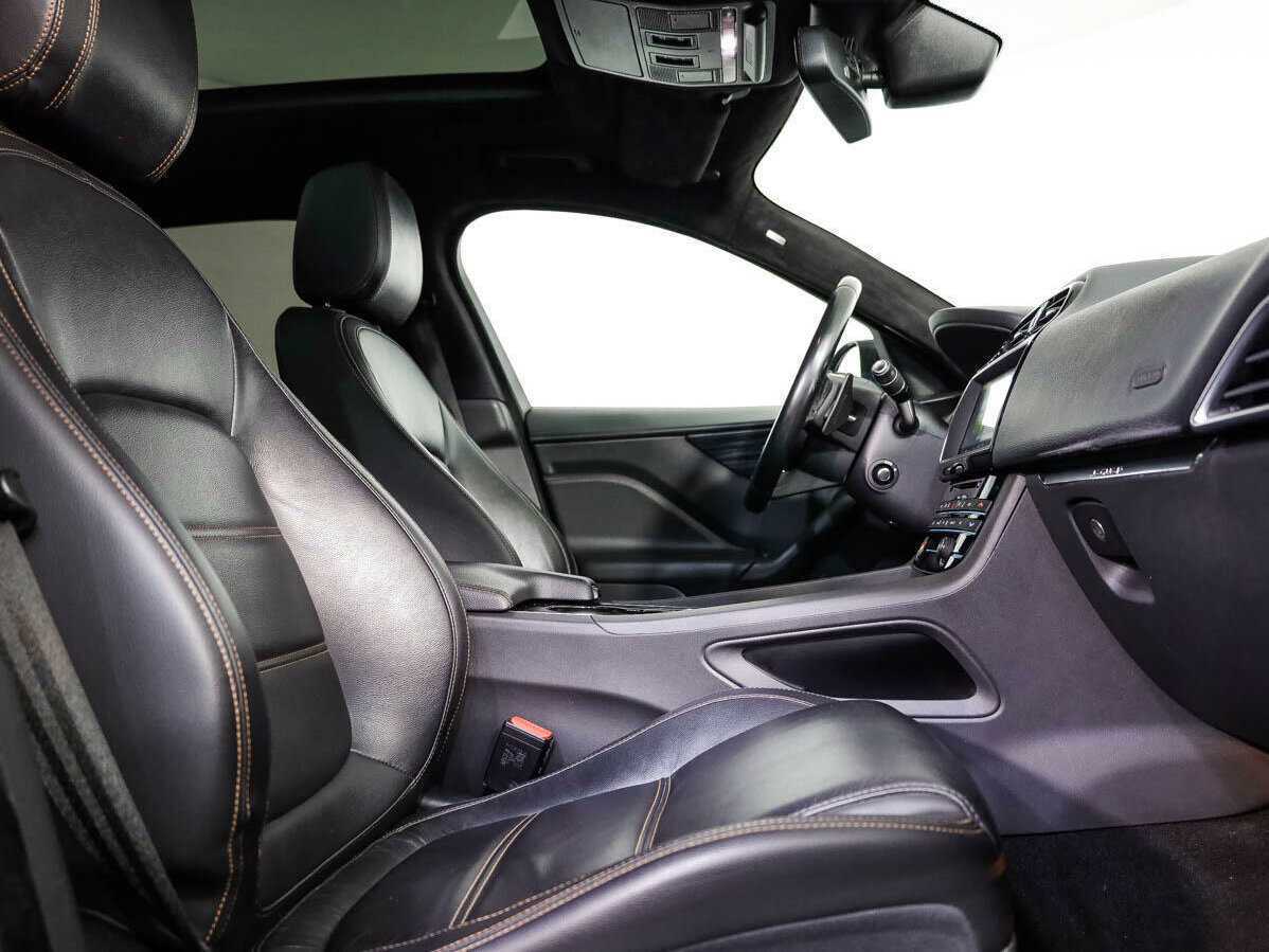 Купить Jaguar F-Pace, 2016, 136 616 км, фото №12