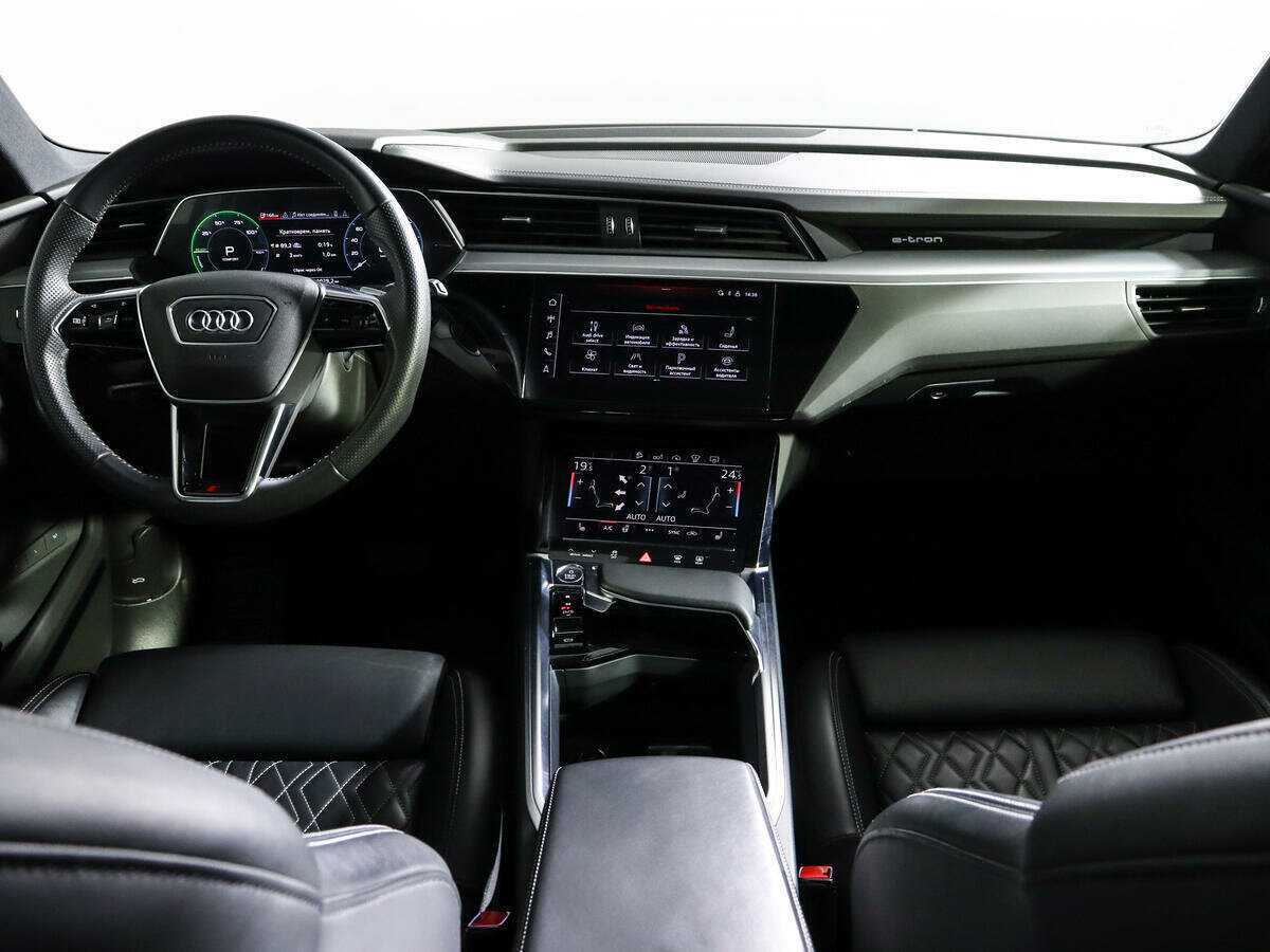 Купить Audi e-tron 55, 2020, 59 218 км, фото №11