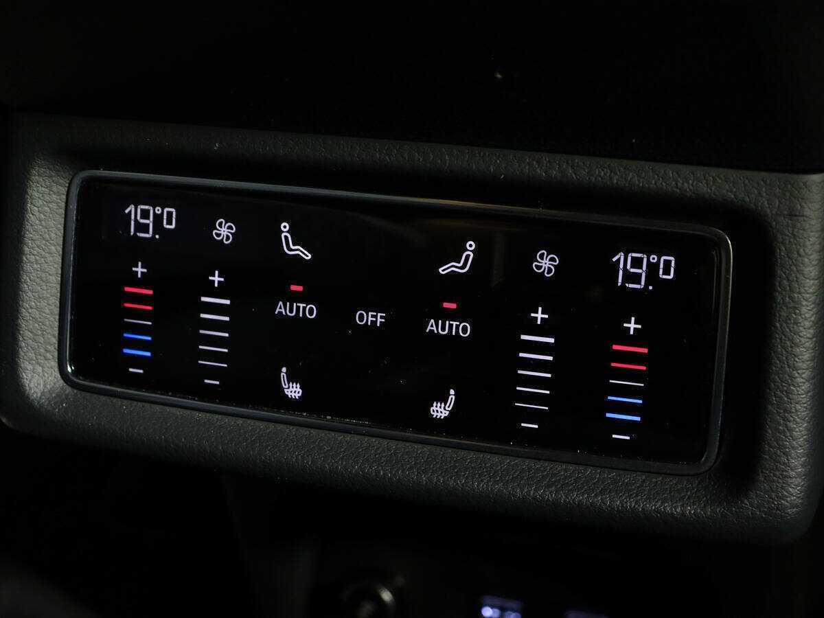 Купить Audi e-tron 55, 2020, 59 218 км, фото №15