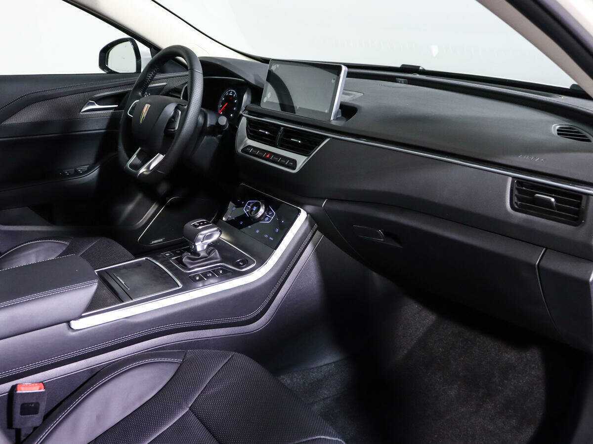 Купить Hongqi H5, 2022, 64 км, фото №9