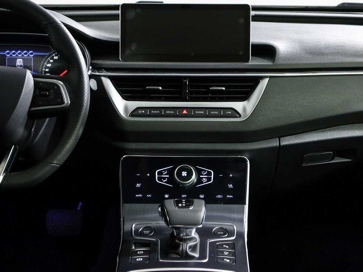 Купить Hongqi H5, 2022, 64 км, фото №13