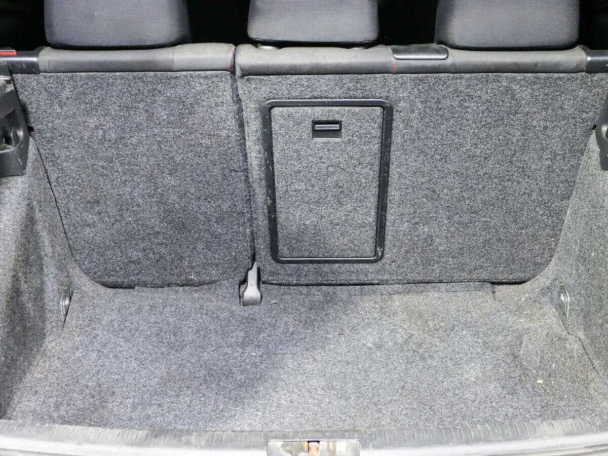 Купить Volkswagen Golf GTI, 2009, 265 161 км, фото №15