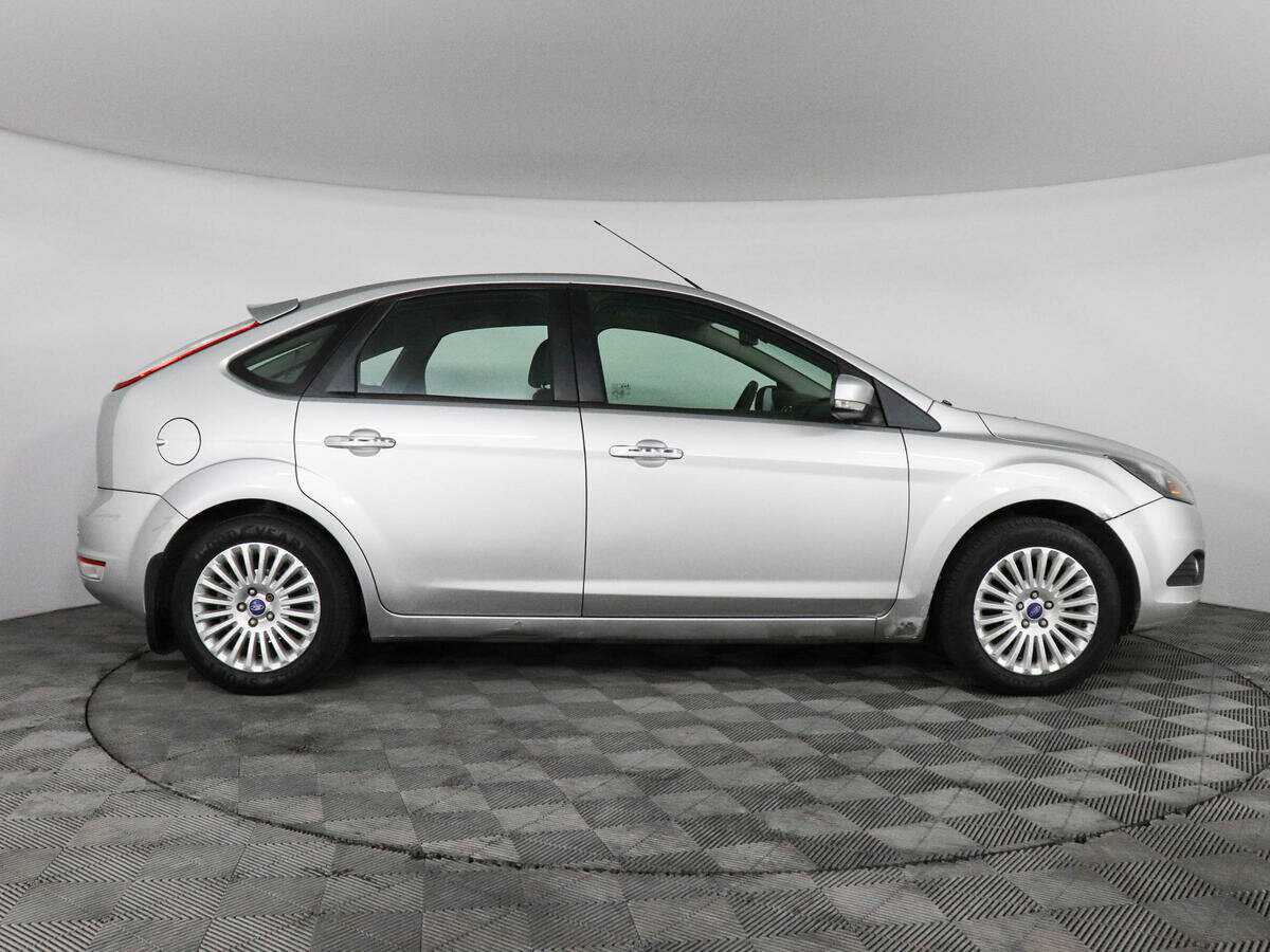 Купить Ford Focus, 2010, 206 929 км, фото №4