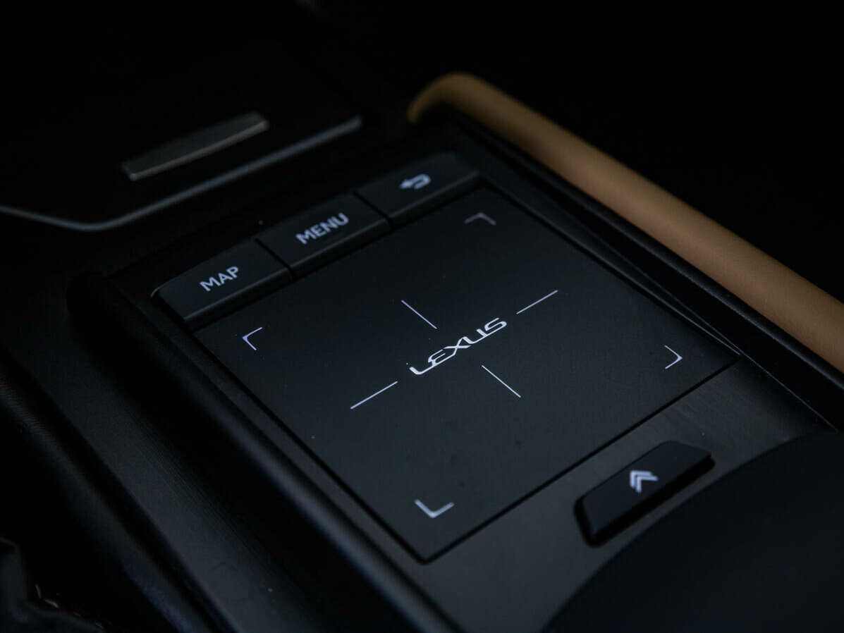 Купить Lexus ES 250, 2020, 56 859 км, фото №15