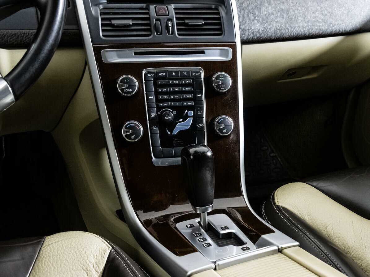 Купить Volvo XC60, 2011, 170 859 км, фото №10