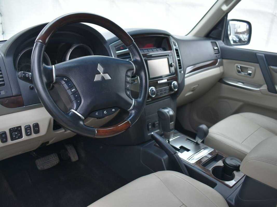 Купить Mitsubishi Pajero, 2019, 21 541 км, фото №13