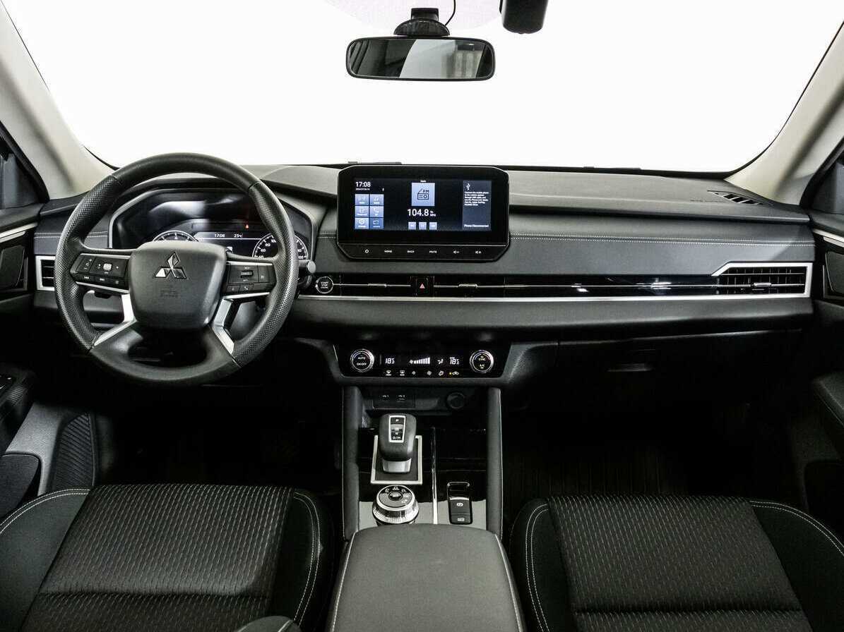 Купить Mitsubishi Outlander, 2023, 3 375 км, фото №8