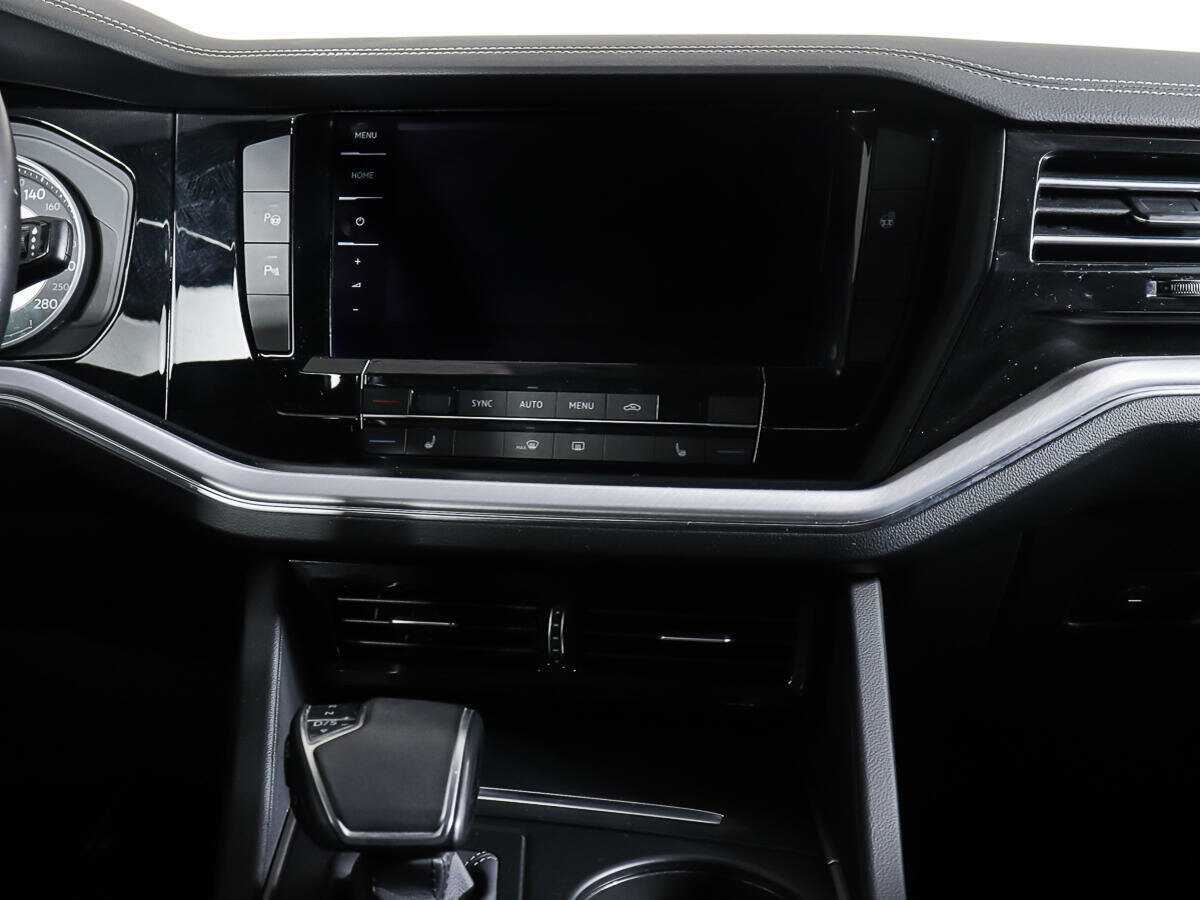 Купить Volkswagen Touareg, 2020, 123 307 км, фото №11