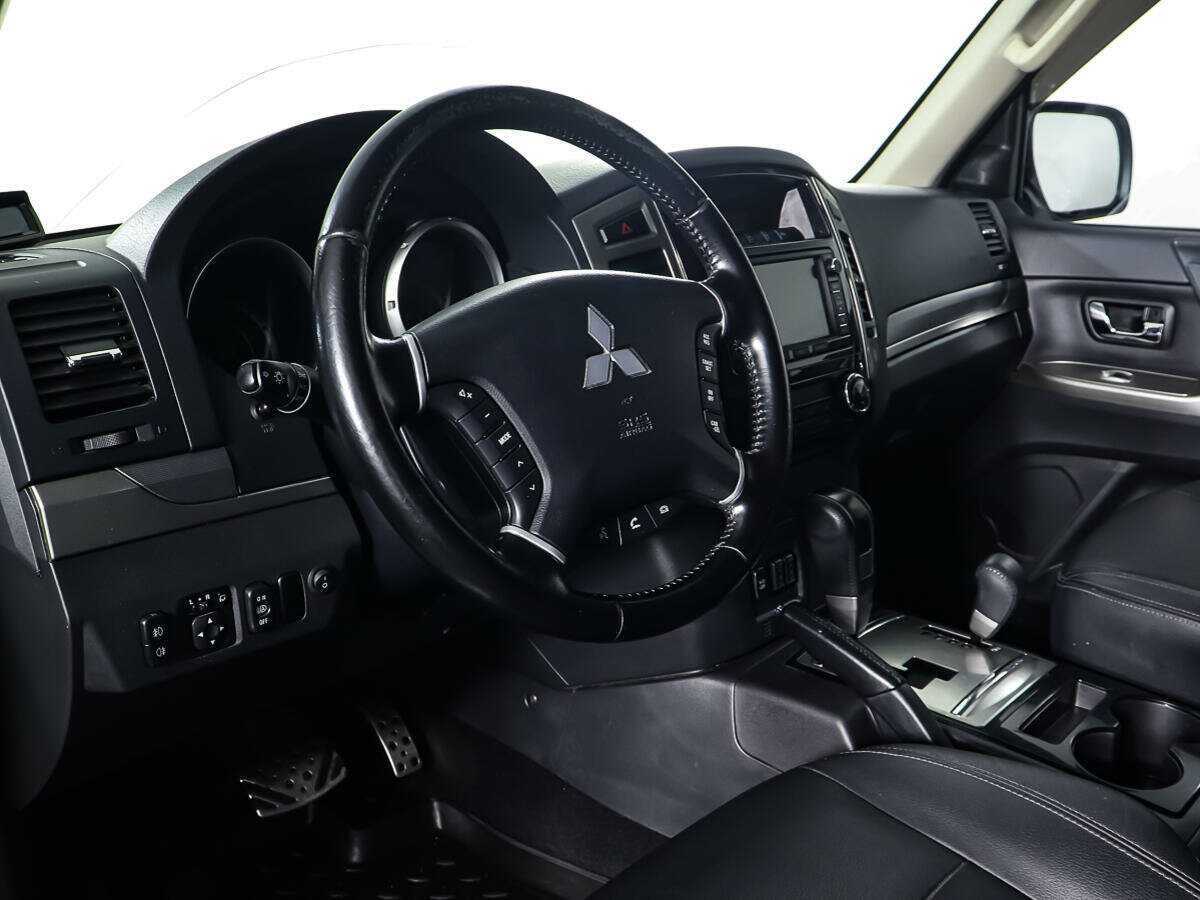 Купить Mitsubishi Pajero, 2014, 85 038 км, фото №11