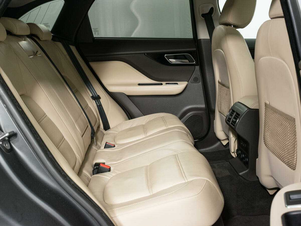 Купить Jaguar F-Pace, 2016, 137 000 км, фото №12