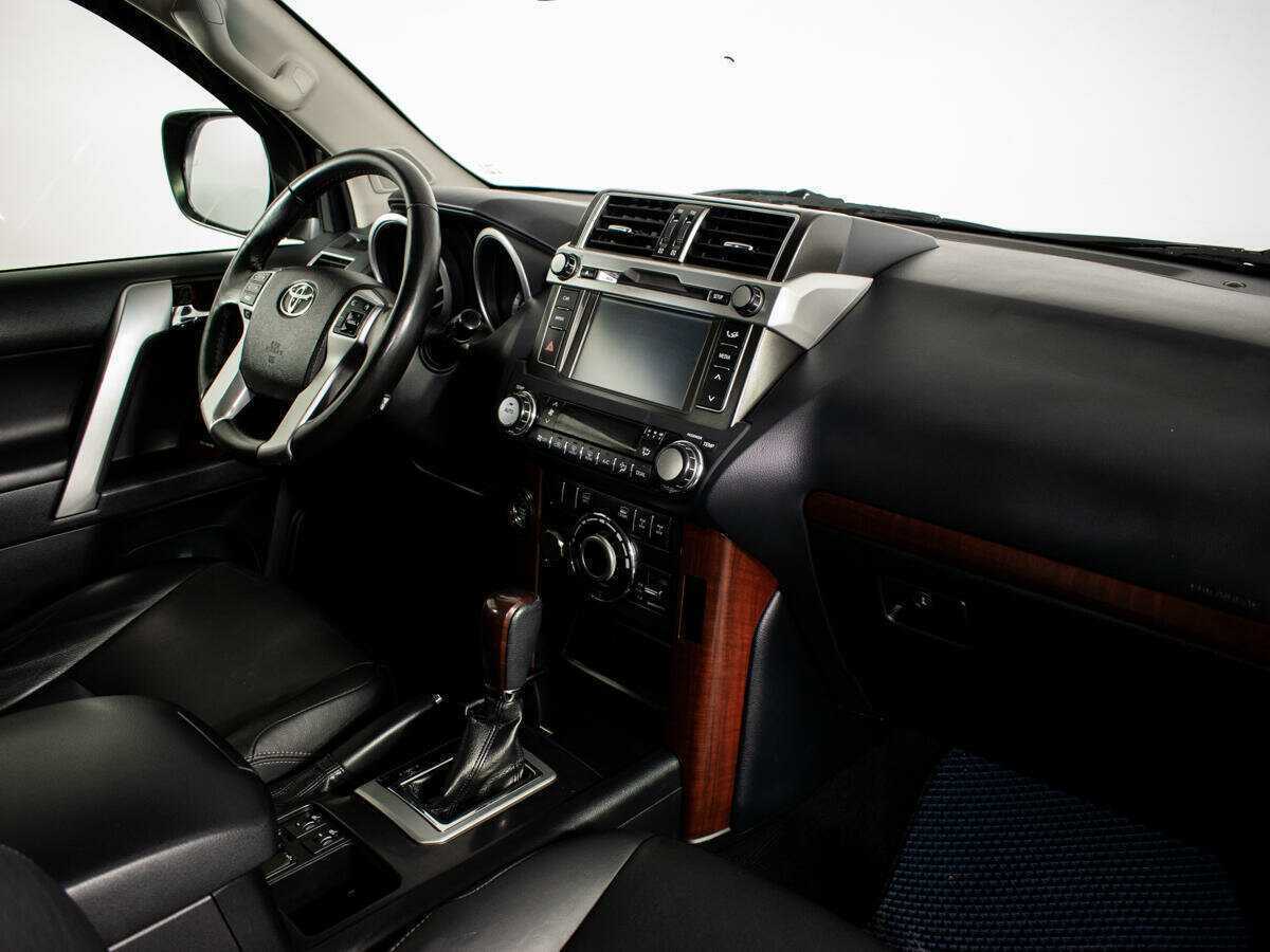 Купить Toyota Land Cruiser Prado, 2015, 137 162 км, фото №9