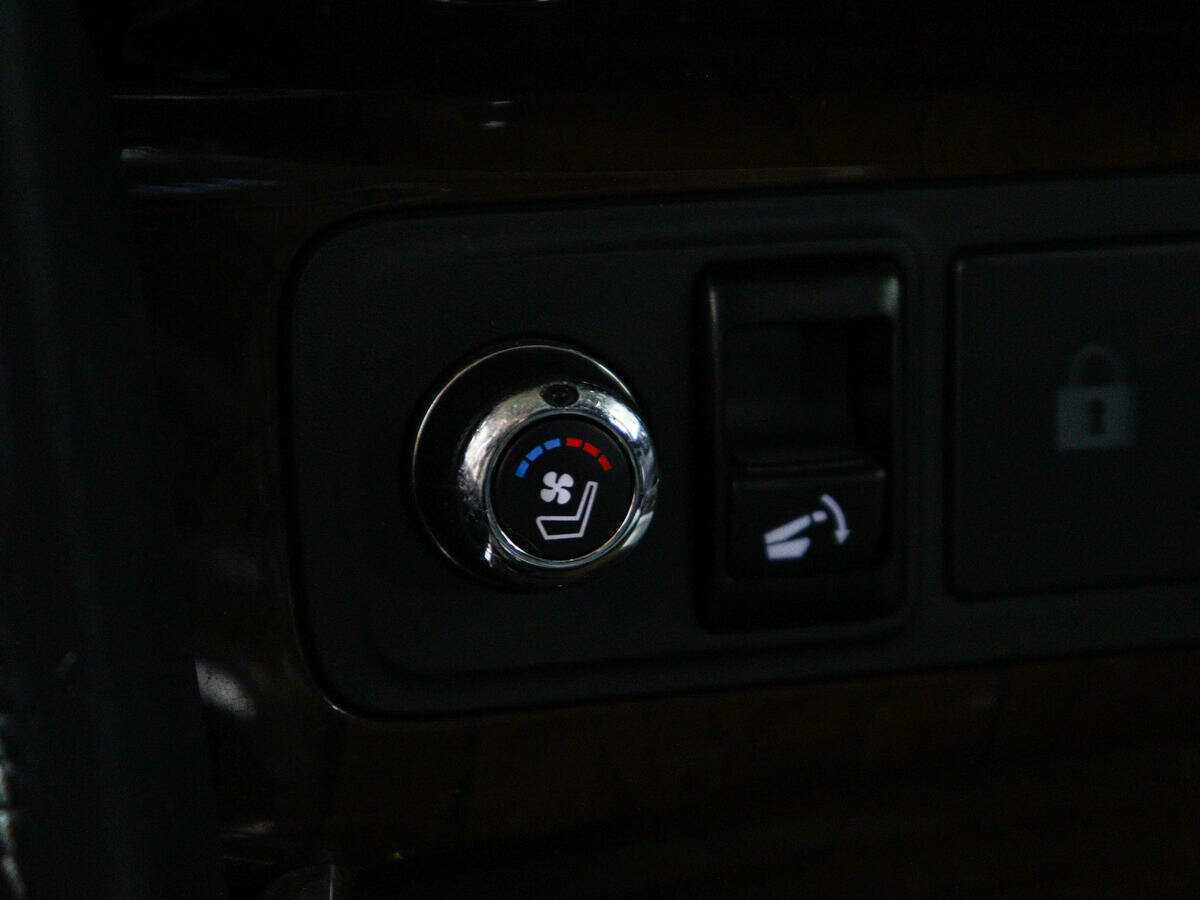 Купить Infiniti QX80, 2018, 90 000 км, фото №29