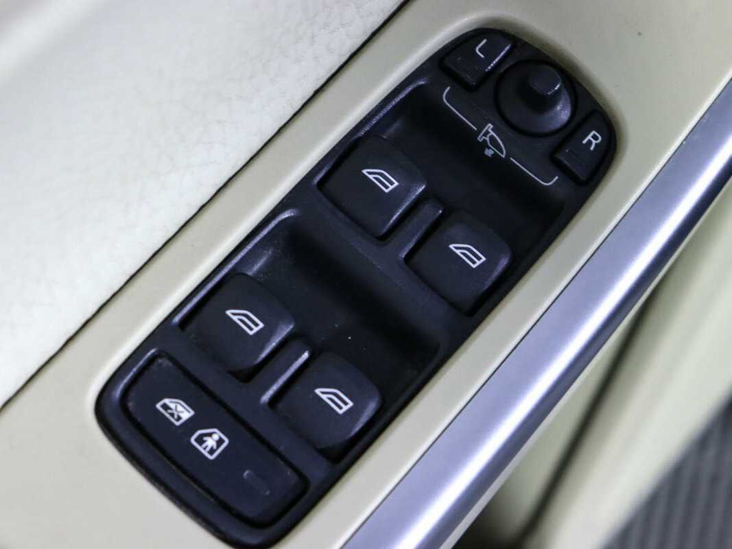 Купить Volvo XC60, 2011, 231 000 км, фото №16