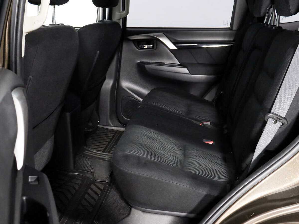 Купить Mitsubishi Pajero Sport, 2017, 90 735 км, фото №12