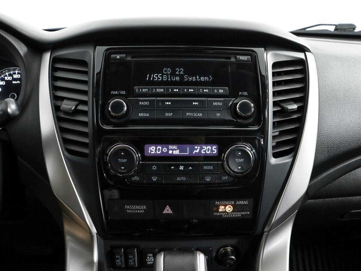 Купить Mitsubishi Pajero Sport, 2017, 90 735 км, фото №15