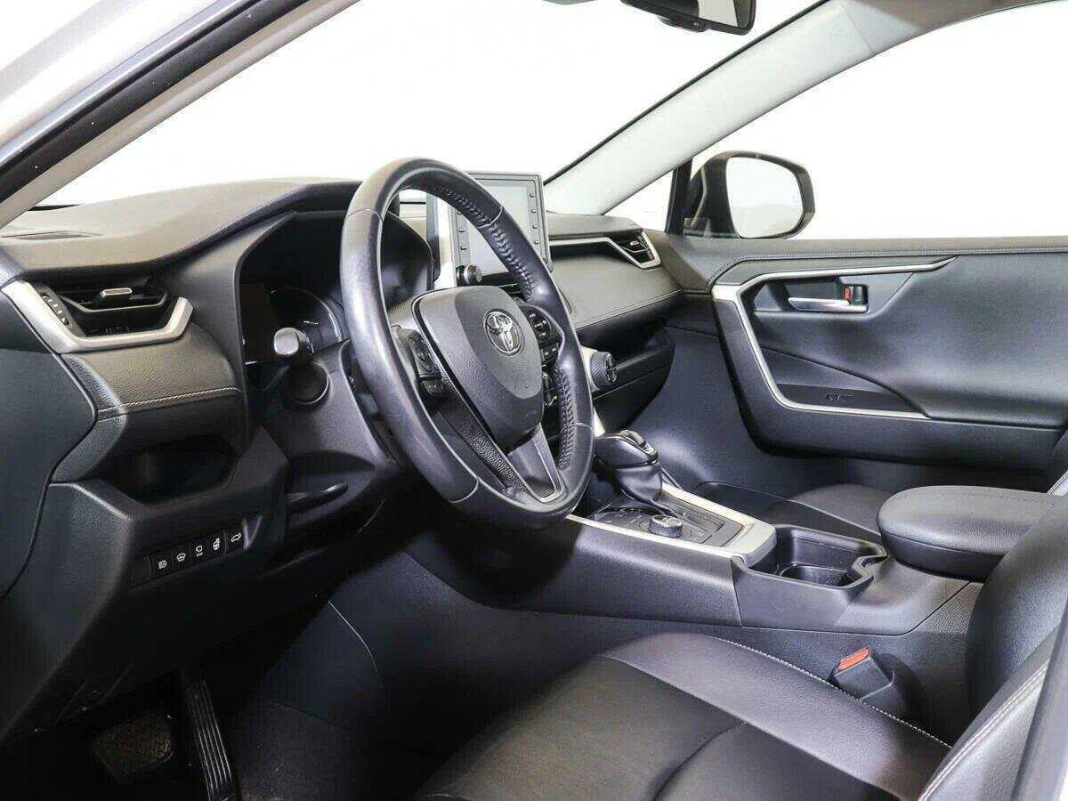 Купить Toyota RAV4, 2020, 100 800 км, фото №15